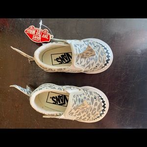 NWT toddler size 4 vans shark slip ons